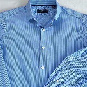 100% Cotton button down shirt Men’s Small Pin Stripe